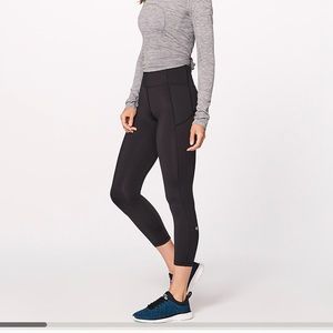 Lululemon Final Lap crop